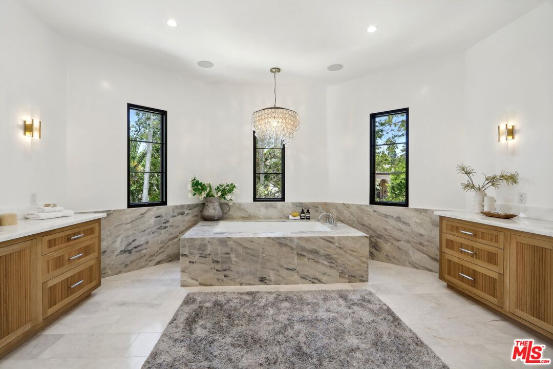 4261 Temma Court Calabasas, CA 91302 - Photo 22 of 27