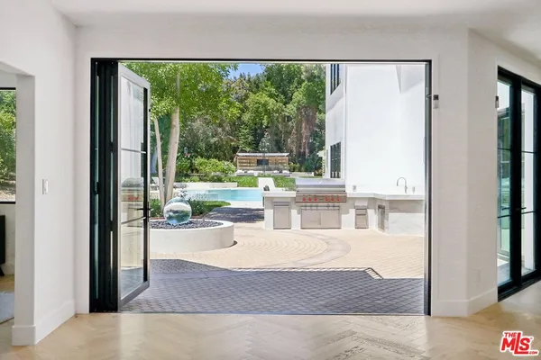 $10,999,999 | 4261 Temma Court, Calabasas, CA 91302