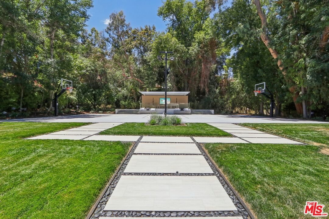4261 Temma Court Calabasas, CA 91302 - Photo 4 of 27