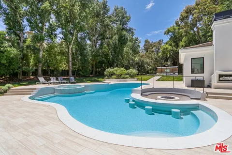 $10,999,999 | 4261 Temma Court, Calabasas, CA 91302