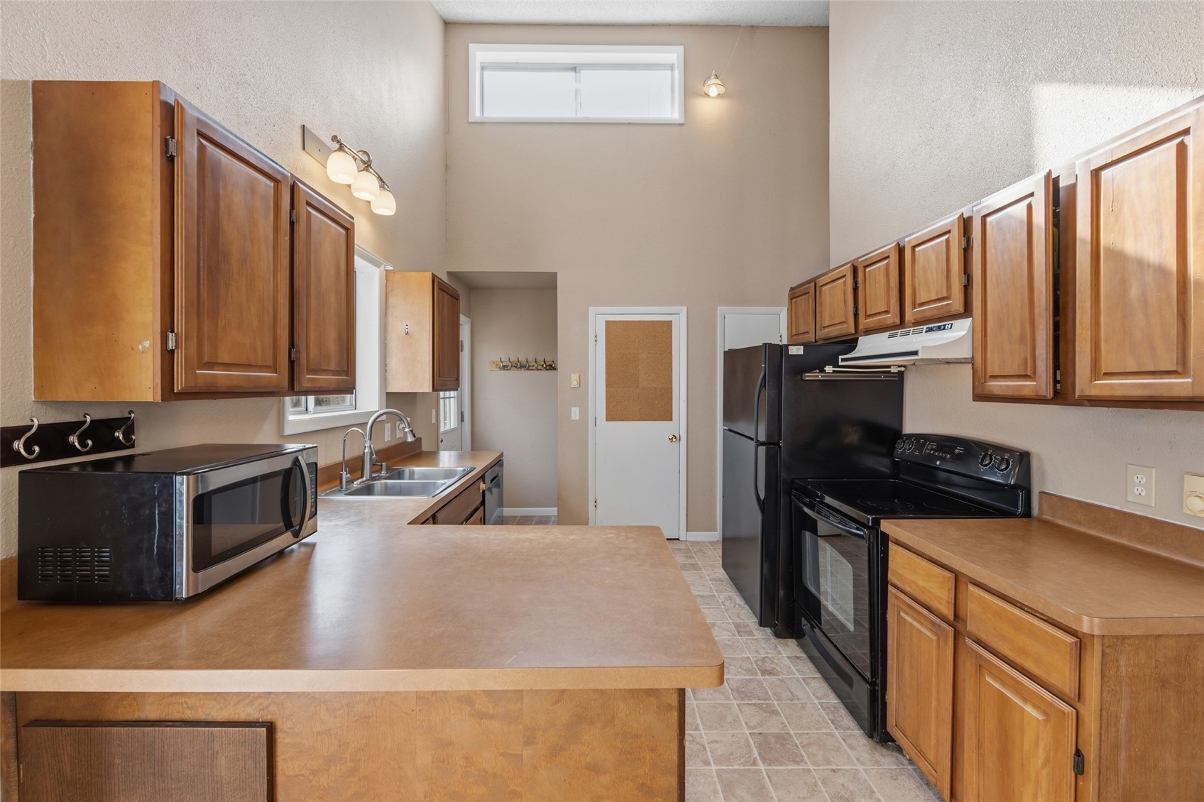 212 17th Street Kremmling, CO 80459 - Photo 6 of 41 Kitchen