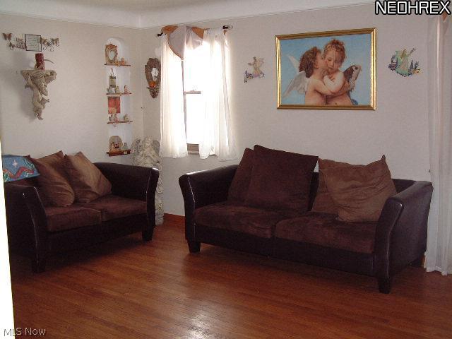 3248 Berea Road Cleveland, OH 44111 - Photo 2 of 10 Gallery Image 2