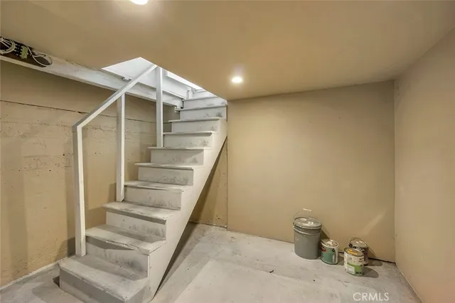 a view of entryway and hall