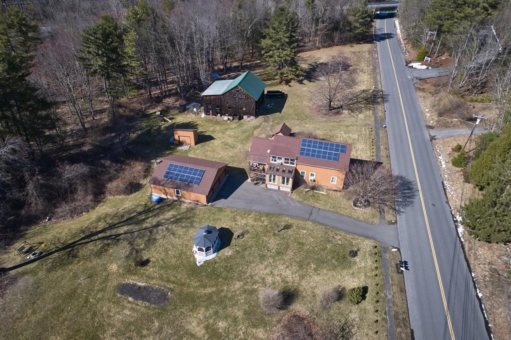96 Country Club Road Greenfield, MA 01301 - Photo 3 of 42 Gallery Image 3