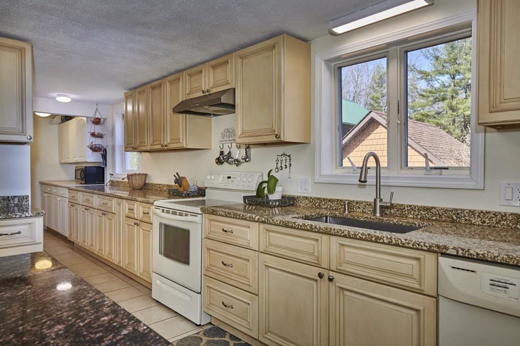 96 Country Club Road Greenfield, MA 01301 - Photo 9 of 42 Gallery Image 9