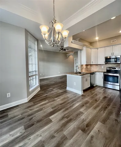 $1,735 | 5353 Memorial Drive, Unit 1044, Houston, TX 77007