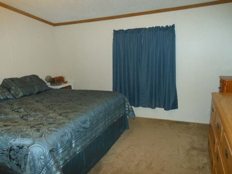 442 North Elevator Road Linwood, MI 48634 - Photo 11 of 13