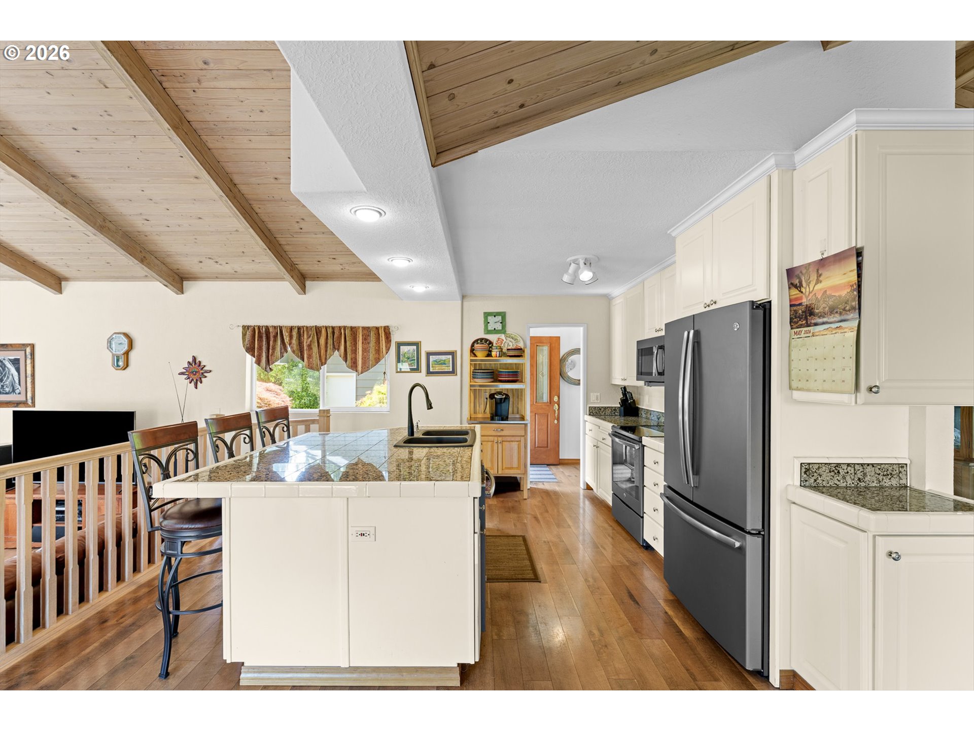 12737 Northeast Cedarbrook Road Aurora, OR 97002 - Photo 8 of 48