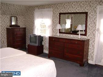 505 Laverock Road Glenside, PA 19038 - Photo 9 of 12 Bedroom - Main