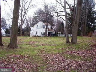 541 Old State Road Berwyn, PA 19312 - Photo 2 of 4