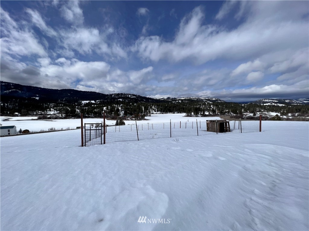 58 Heron Loop Road Republic, WA 99166 - Photo 27 of 30 a view of terrace with city view