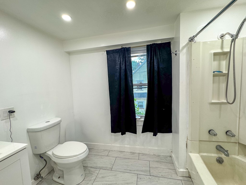 644 Ave D Rochester, NY 14621 - Photo 12 of 16