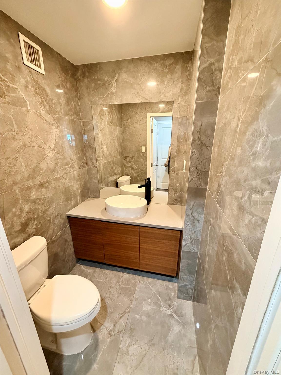 360 Shore Road, Unit 9B Long Beach, NY 11561 - Photo 10 of 18