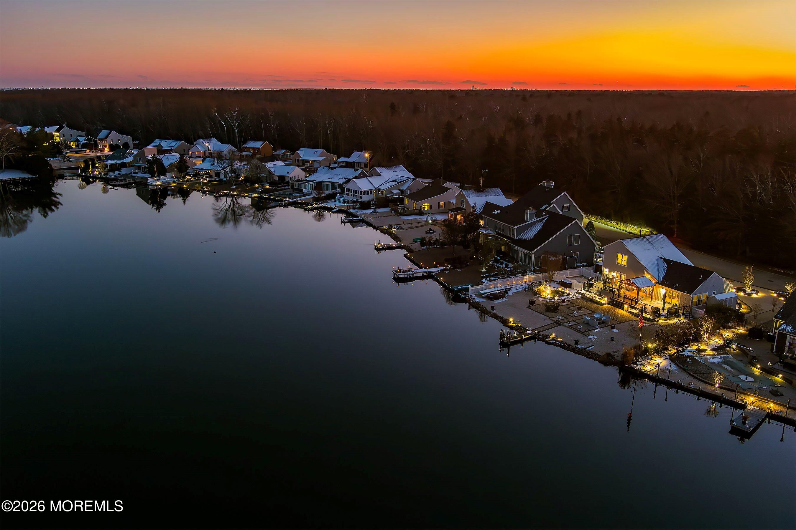 261 Timberlake Drive Manahawkin, NJ 08050 - Photo 4 of 64 14-13