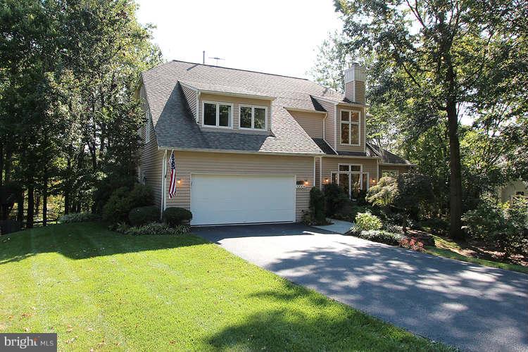 12004 North Walnut Branch Road Reston, VA 20194 - Photo 2 of 29 Exterior (General)