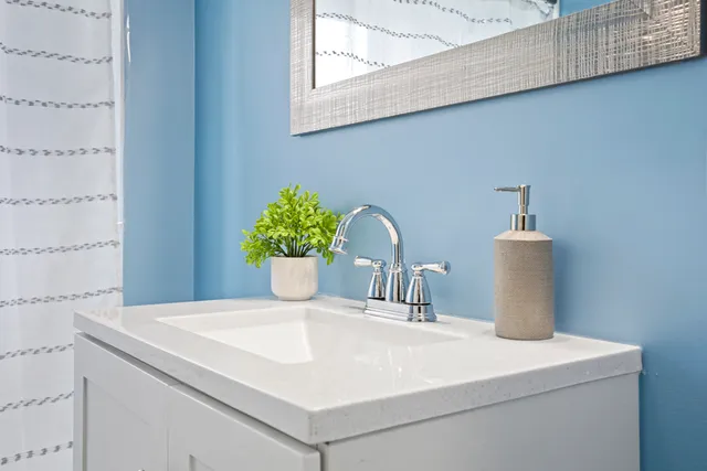 a close view of sink