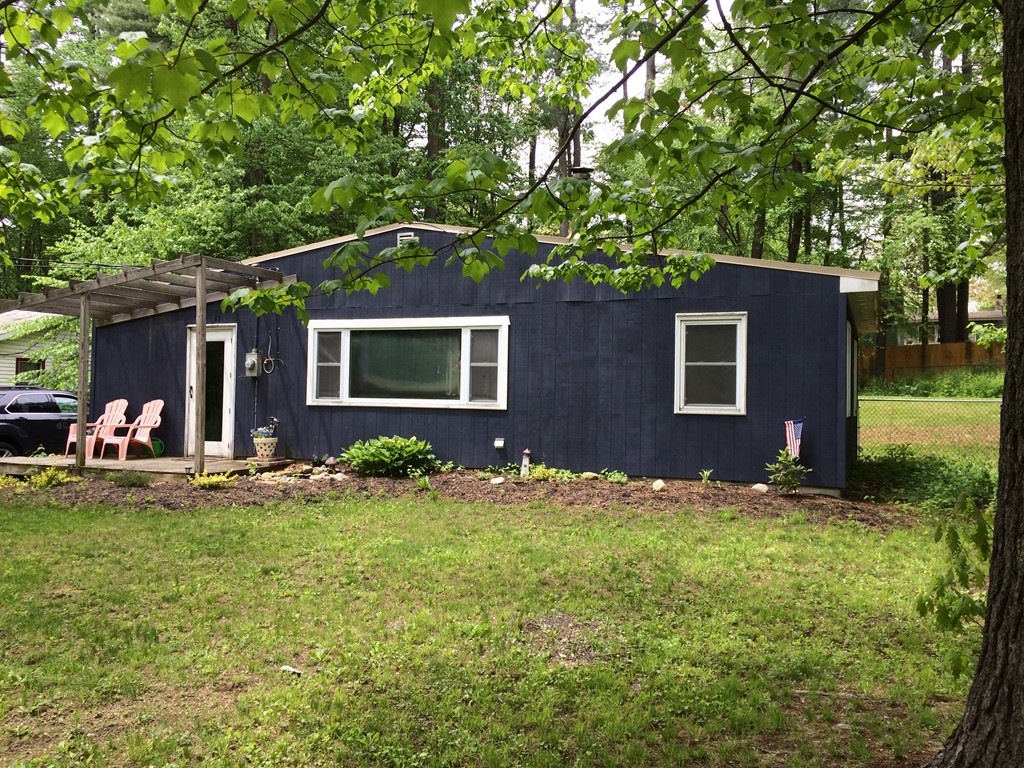 67 Sandy Cove Road Lunenburg, MA 01462 - Photo 2 of 22
