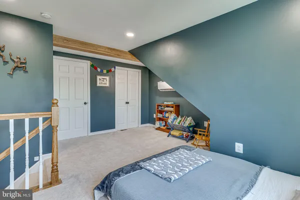 $3,995 | 912 Green Street, Alexandria, VA 22314