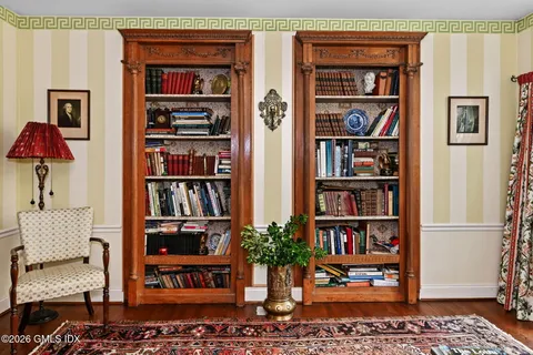 $3,195,000 | 14 Upland Drive, Greenwich, CT 06831