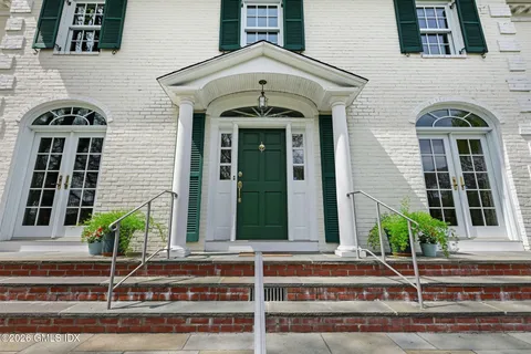 $3,195,000 | 14 Upland Drive, Greenwich, CT 06831