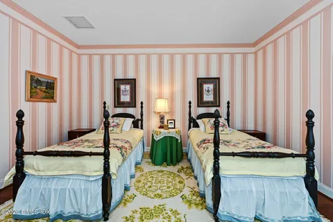 $3,195,000 | 14 Upland Drive, Greenwich, CT 06831