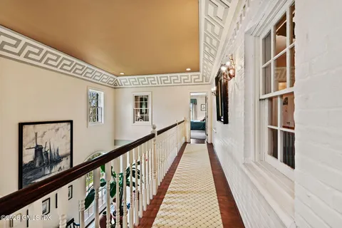 $3,195,000 | 14 Upland Drive, Greenwich, CT 06831