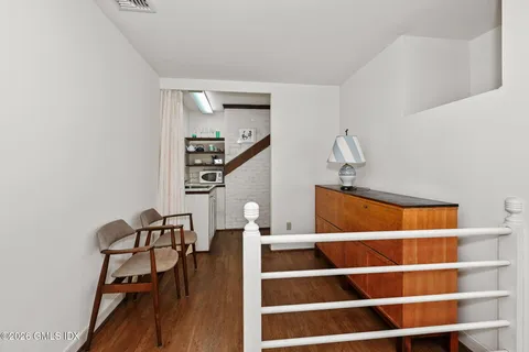 $3,195,000 | 14 Upland Drive, Greenwich, CT 06831