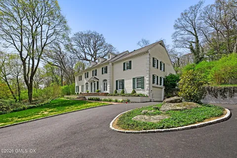 $3,195,000 | 14 Upland Drive, Greenwich, CT 06831