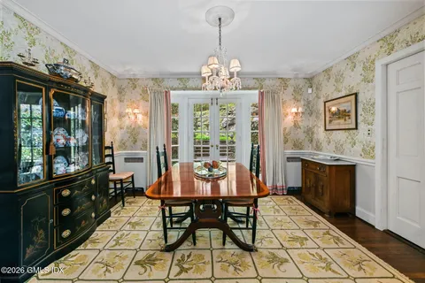 $3,195,000 | 14 Upland Drive, Greenwich, CT 06831