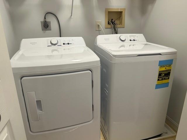 1099 Riverside Drive, Unit H Beaver, PA 15009 - Photo 25 of 27 a utility room with dryer and washer