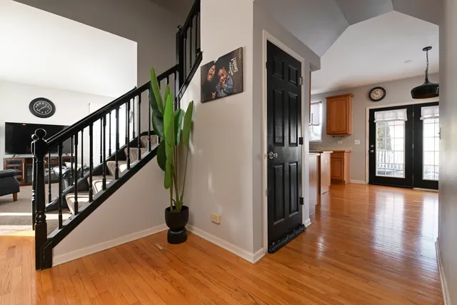 $469,900 | 24050 West Champion Drive, Plainfield, IL 60585