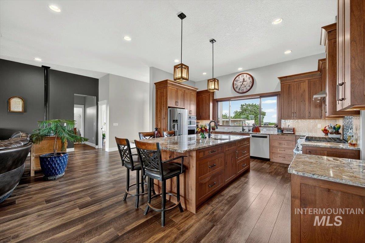 6255 Bennett Road Nampa, ID 83686 - Photo 7 of 48
