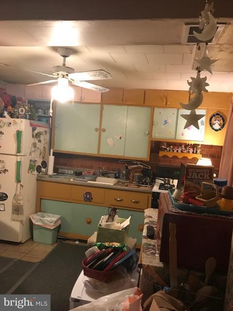 3233 Bero Road Halethorpe, MD 21227 - Photo 2 of 3 Kitchen