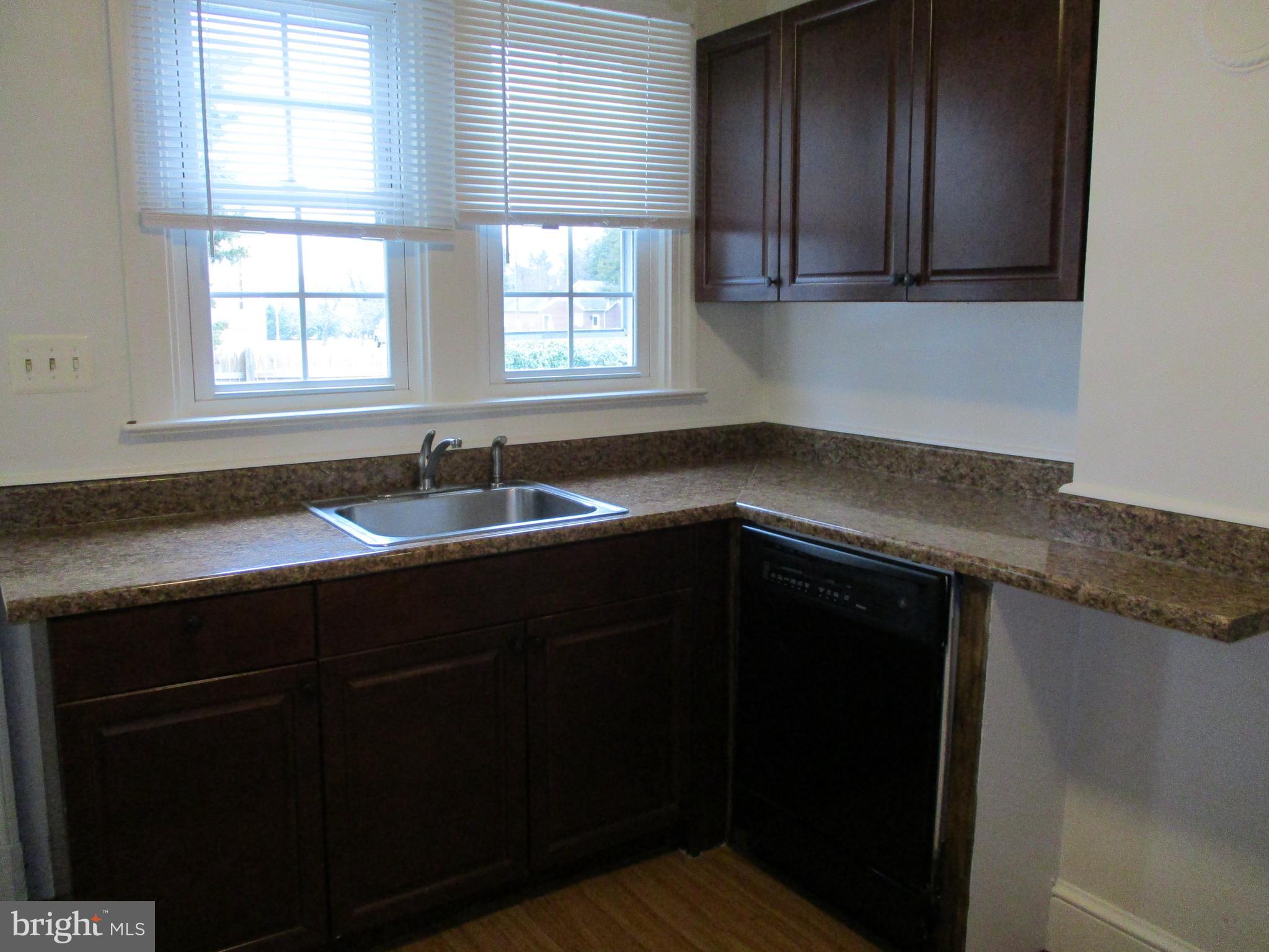 5945 Franconia Road Alexandria, VA 22310 - Photo 12 of 28 Kitchen