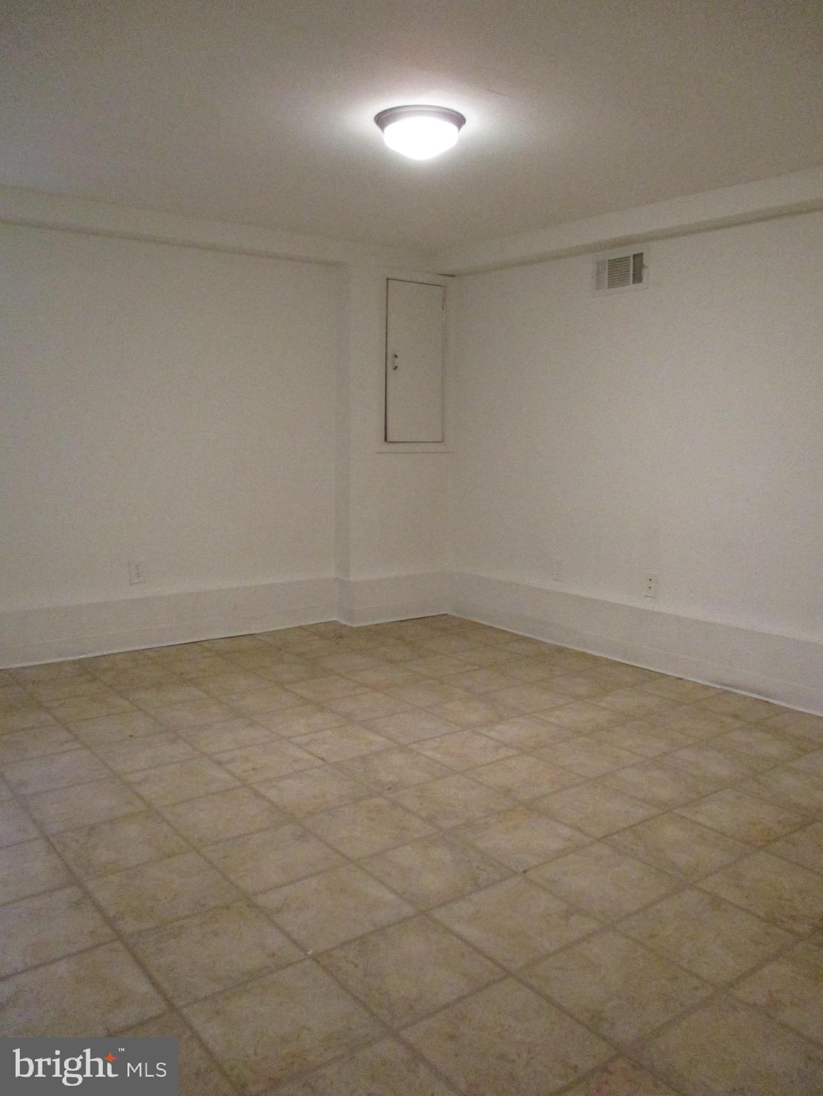 5945 Franconia Road Alexandria, VA 22310 - Photo 25 of 28 Second lower level bedroom