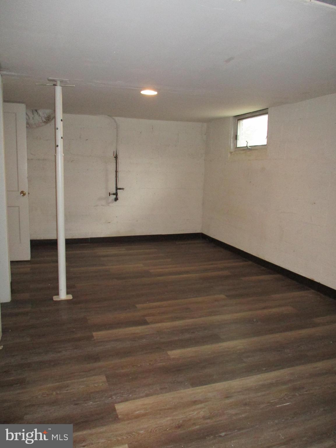 5945 Franconia Road Alexandria, VA 22310 - Photo 28 of 28 Lower level laundry/utility room