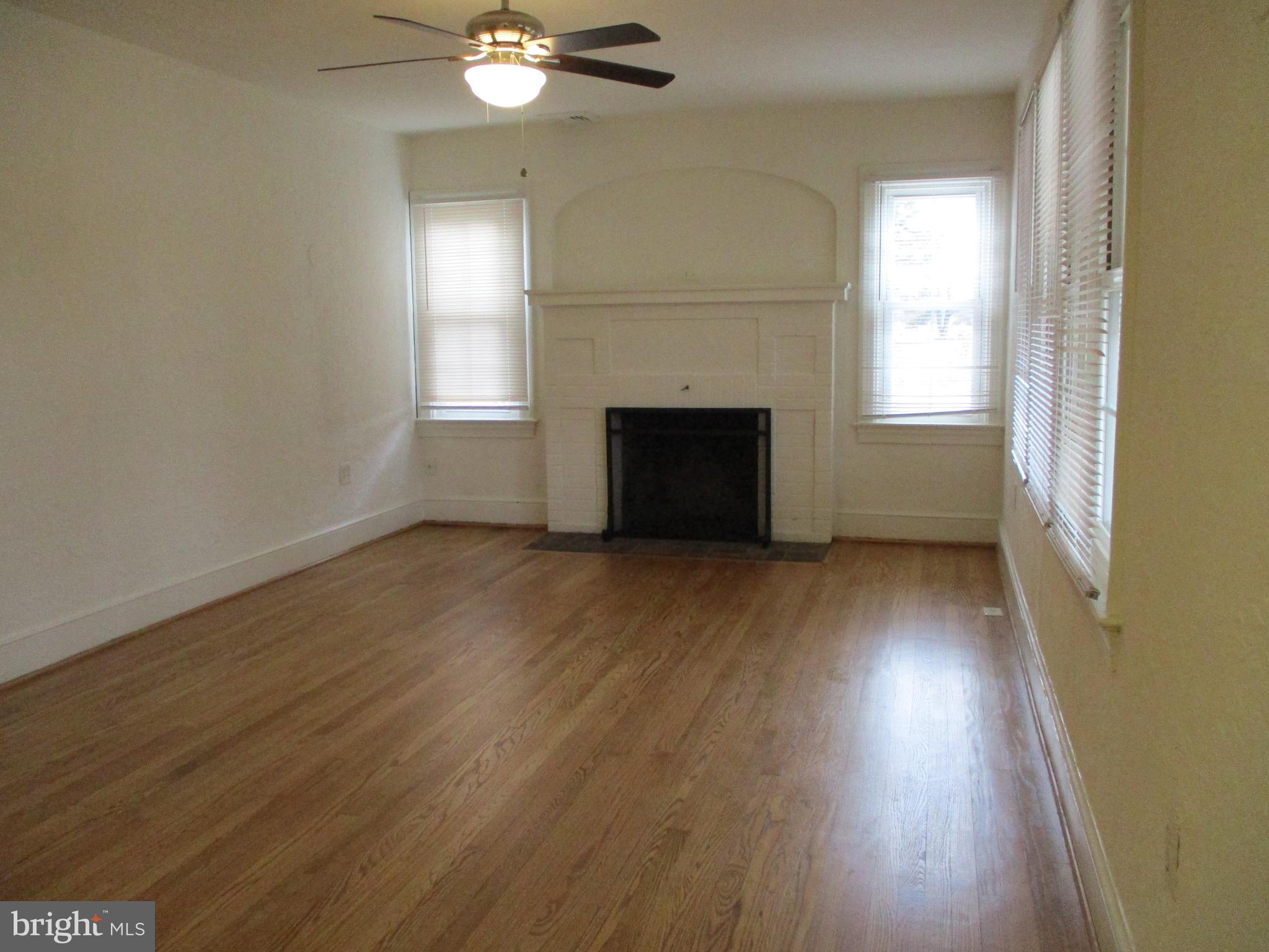 5945 Franconia Road Alexandria, VA 22310 - Photo 9 of 28 Living Room with fireplace