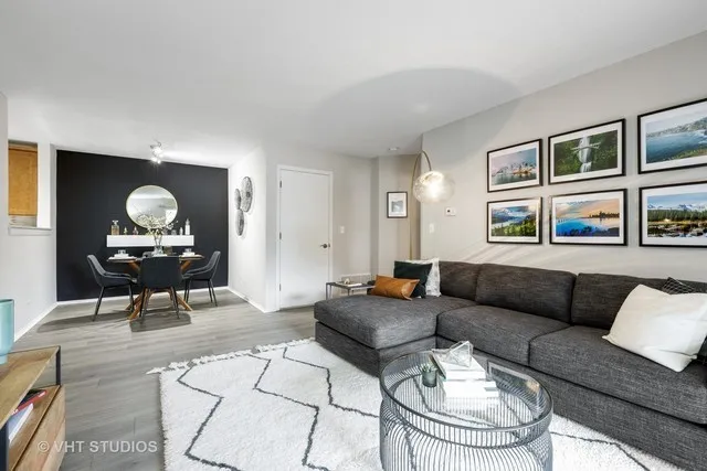 $2,486 | 20 Wildflower Lane, Unit 3912, Schaumburg, IL 60173