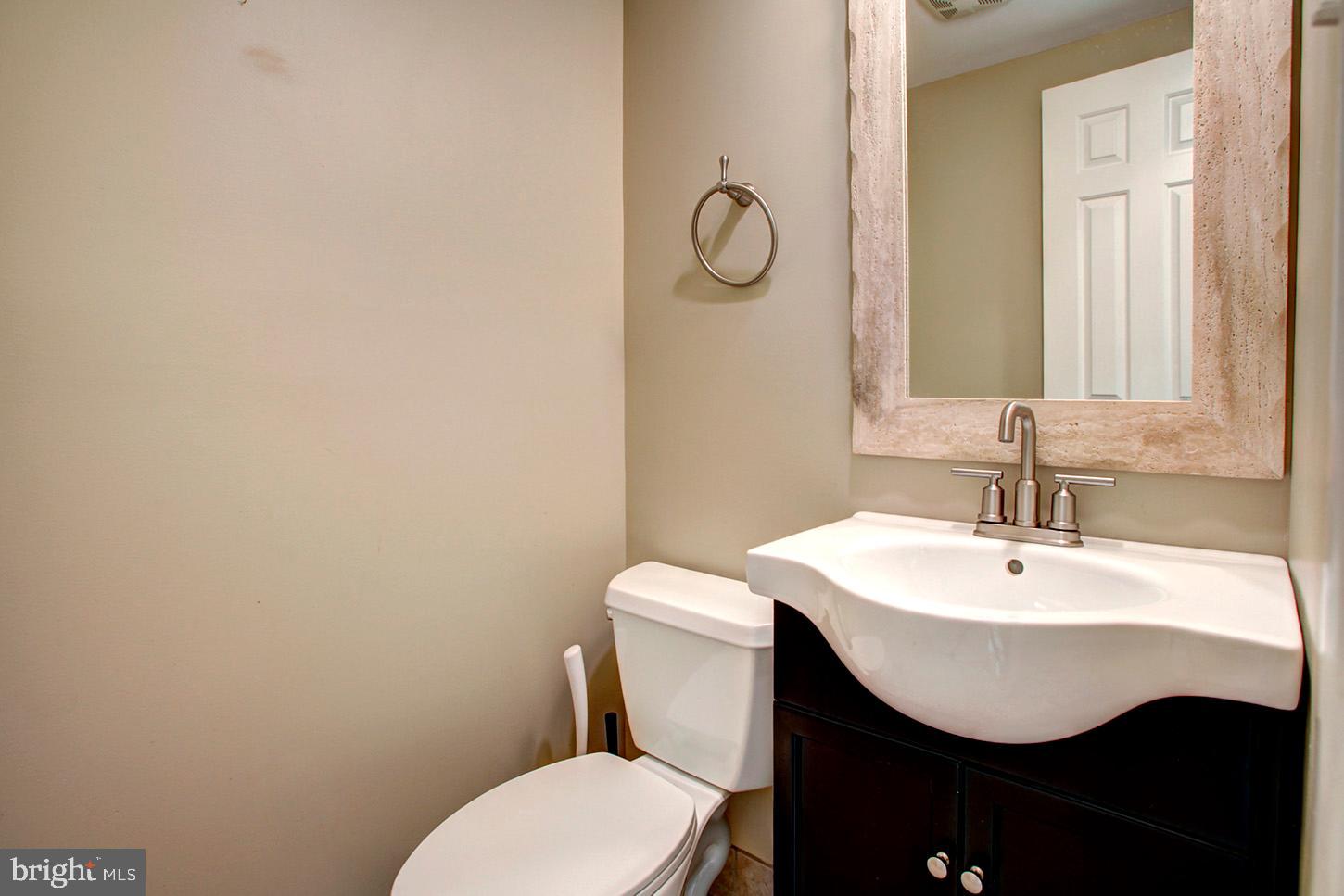 11949 Goya Drive Potomac, MD 20854 - Photo 18 of 31