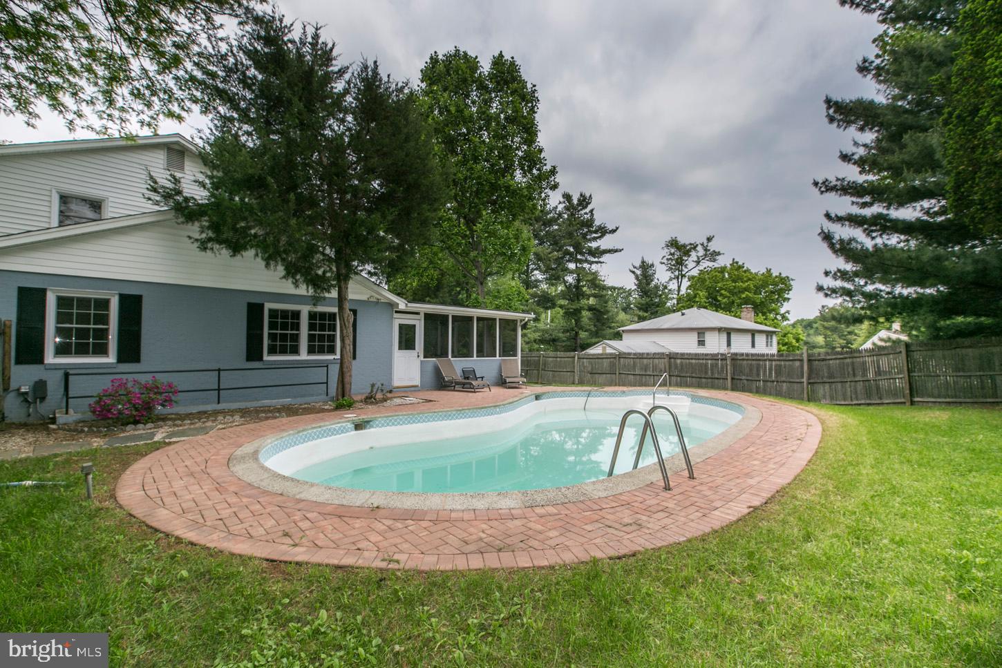 11949 Goya Drive Potomac, MD 20854 - Photo 28 of 31