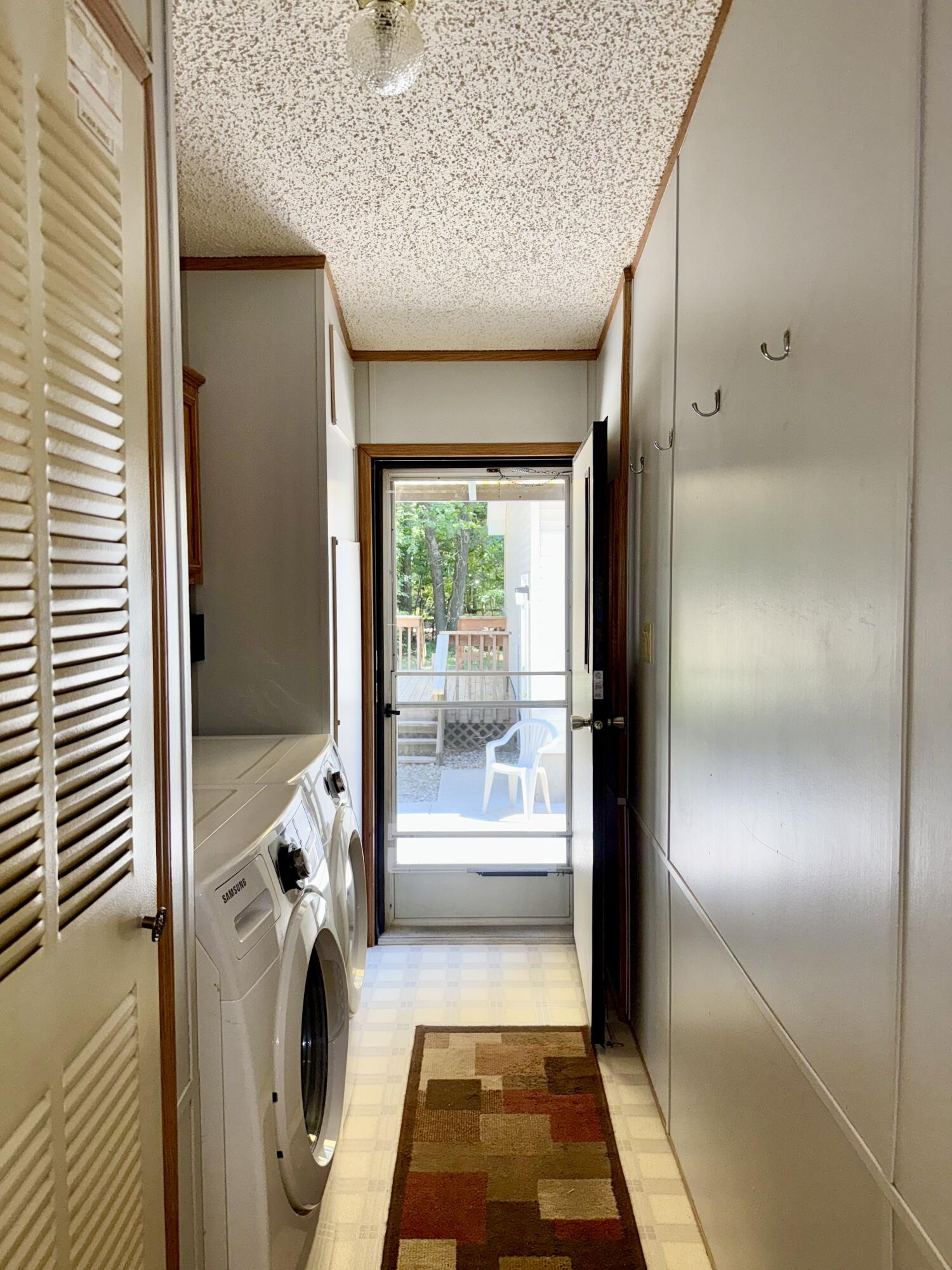 2362 Debaker Road Muskegon, MI 49442 - Photo 21 of 54 IMG_5186