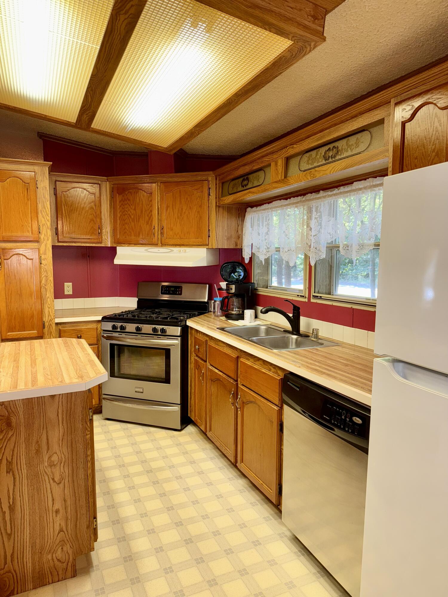 2362 Debaker Road Muskegon, MI 49442 - Photo 10 of 54 IMG_5205