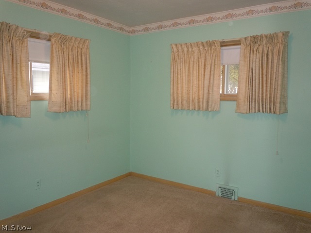 4410 Urban Road Cleveland, OH 44121 - Photo 9 of 22 Gallery Image 9