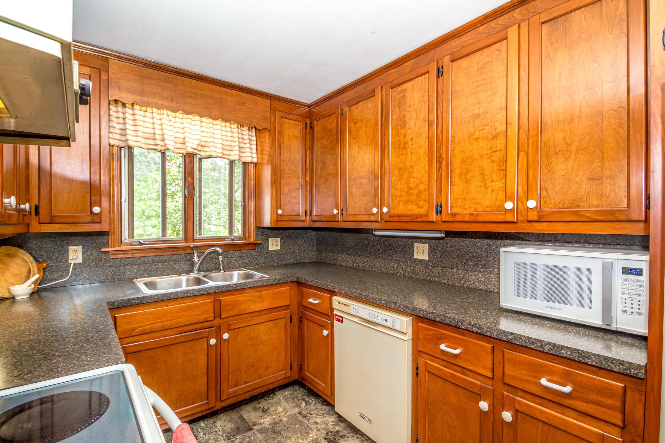35 Courthouse Drive Guildhall, VT 05905 - Photo 8 of 38 Gallery Image 8