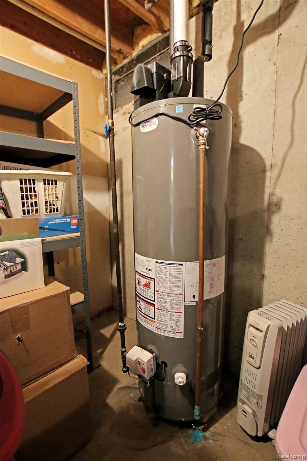7037 Dutch Road Goodrich, MI 48438 - Photo 58 of 93 58) Lower Level Storage Room.jpg