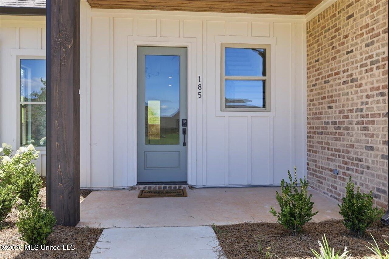 185 Bronson Bend Flowood, MS 39232 - Photo 3 of 34 03-185 Bronson Bnd _ Hometoursms.com