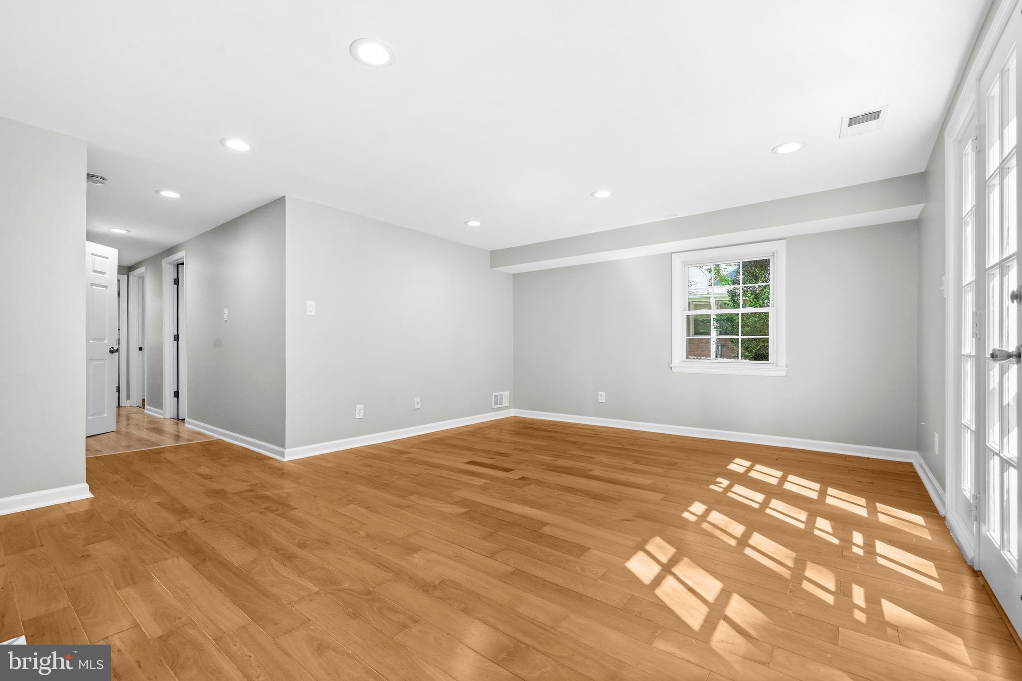 10802 Meadowhill Road Silver Spring, MD 20901 - Photo 48 of 60 Gallery Image 48