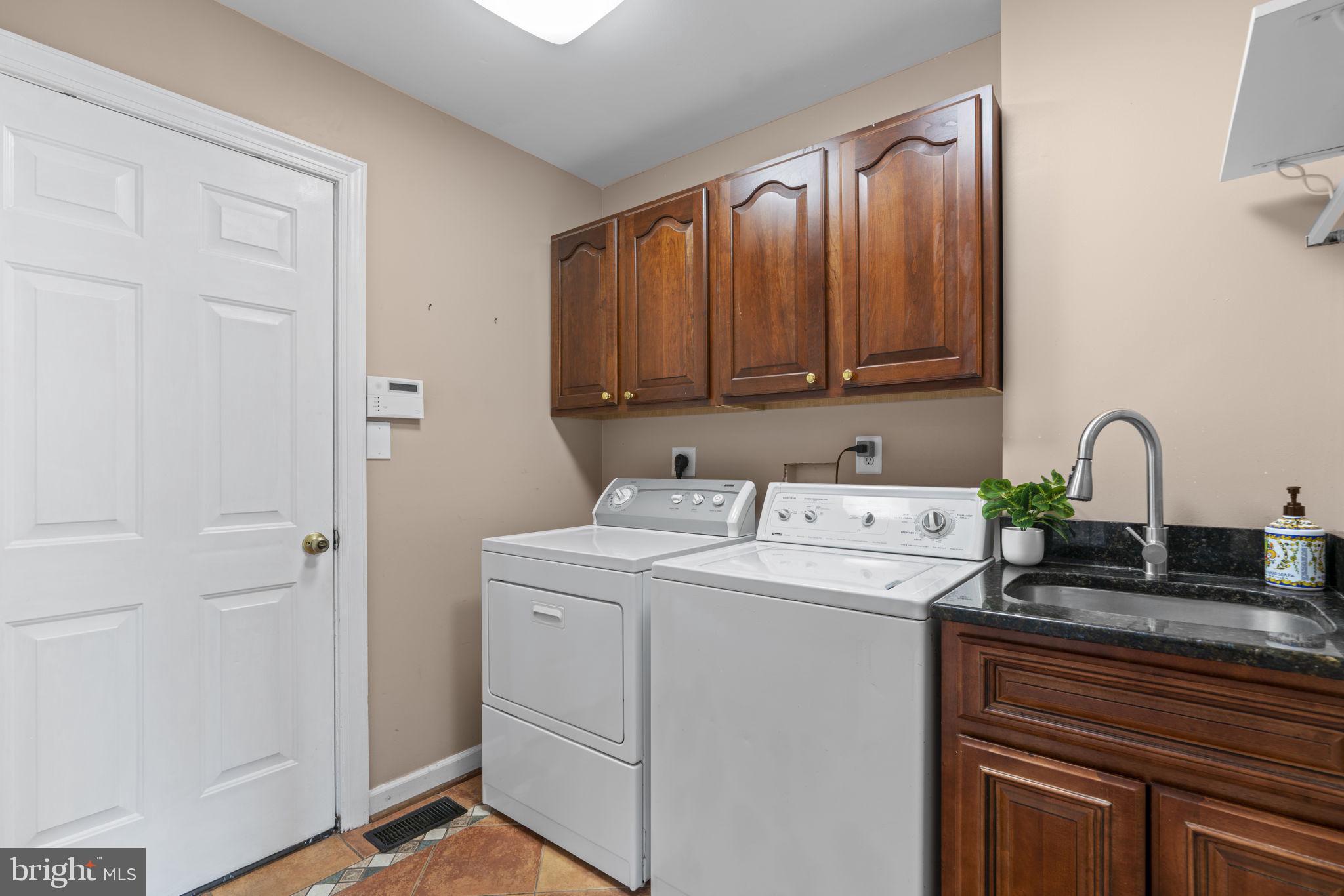 12020 Open Run Road Ellicott City, MD 21042 - Photo 35 of 102 Main Mud Room