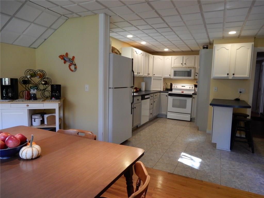 194 Meadow Road Raymond, ME 04071 - Photo 13 of 32 Photo