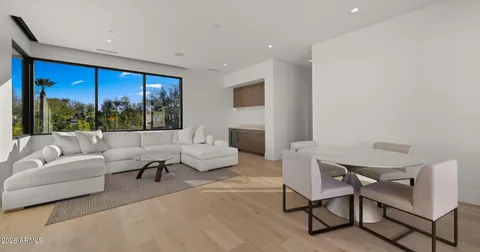 $15,995,000 | 6824 East Hummingbird Lane, Paradise Valley, AZ 85253